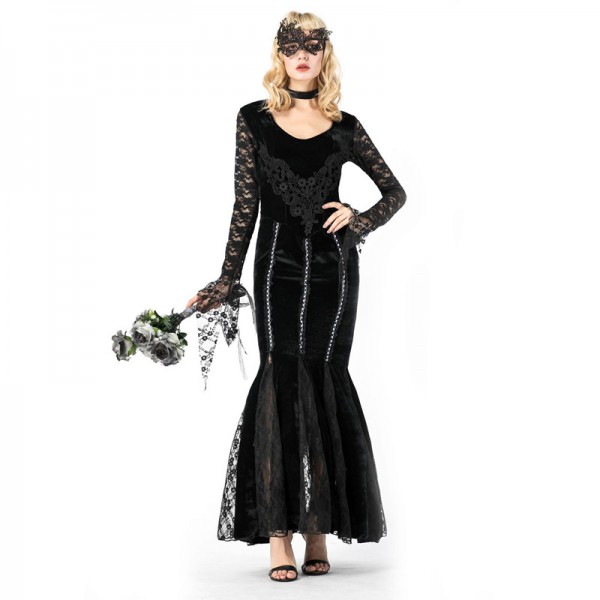 Elegant Vampire Queen Halloween Costume