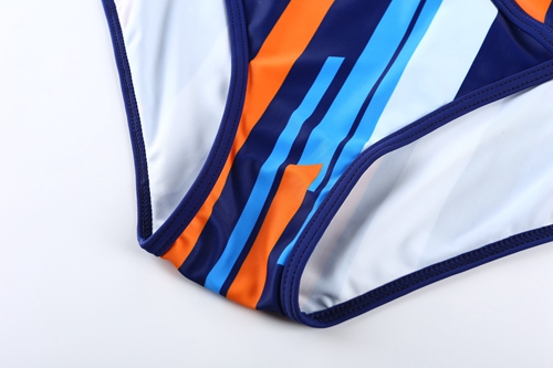 Two-piece sexy bikini Large size swimsuit With chest pad and steel ring